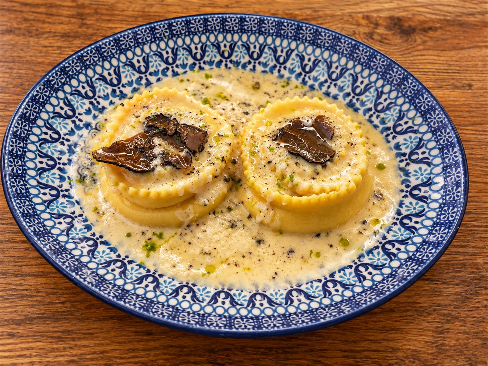 Girella de ricotta, parmesano y trufa de Ca'n Pelut